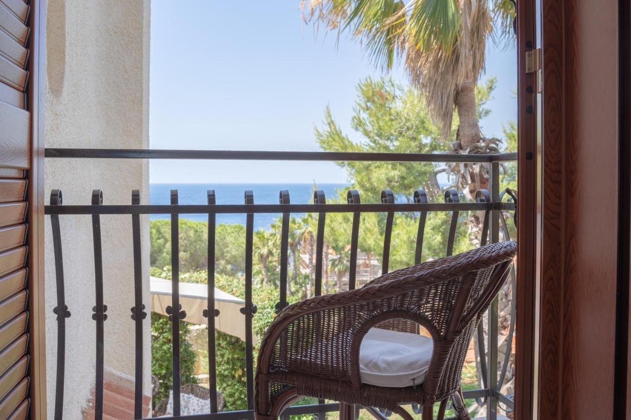 Bed and Breakfast Terrazza Sul Plemmirio Сиракузы Экстерьер фото